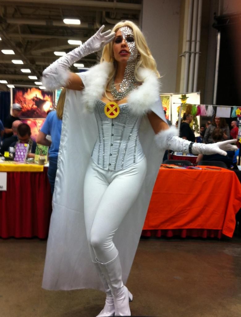 emma frost cosplay