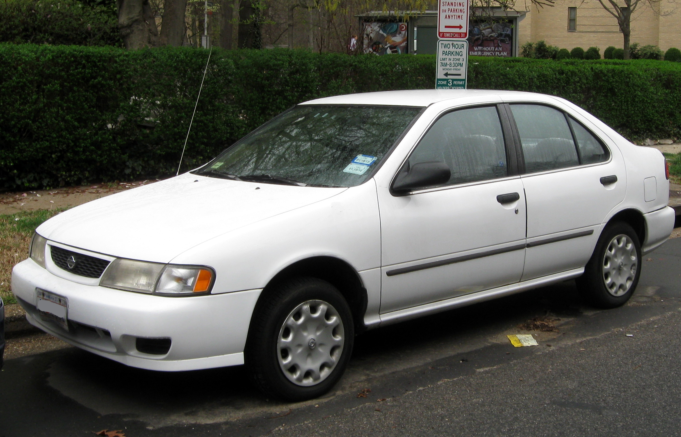 nissan sentra gxe