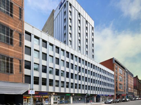 glasgow hotels near queen street station