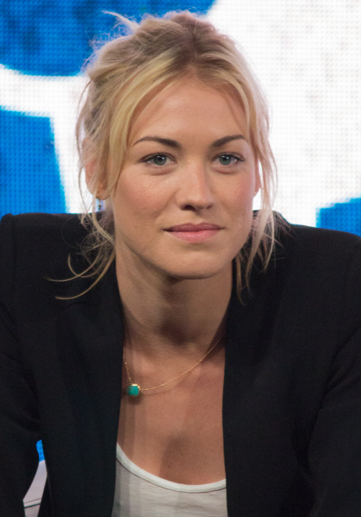 yvonne strahovski photos