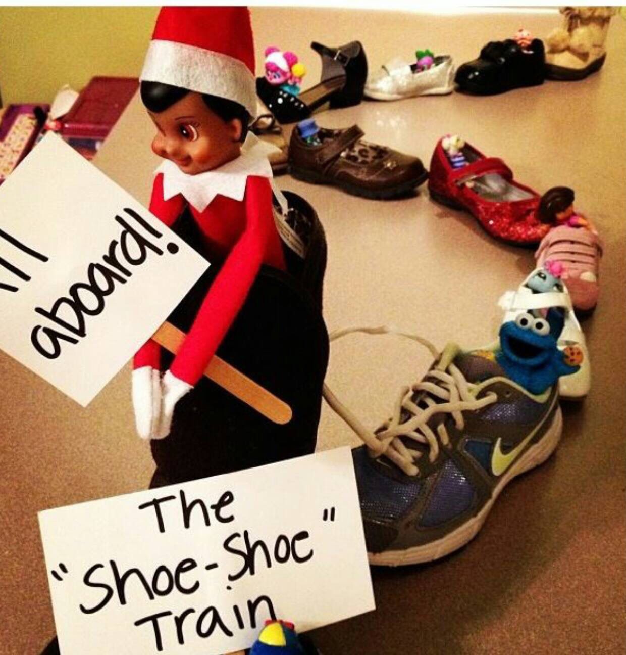 elf on the shelf shoe shoe train