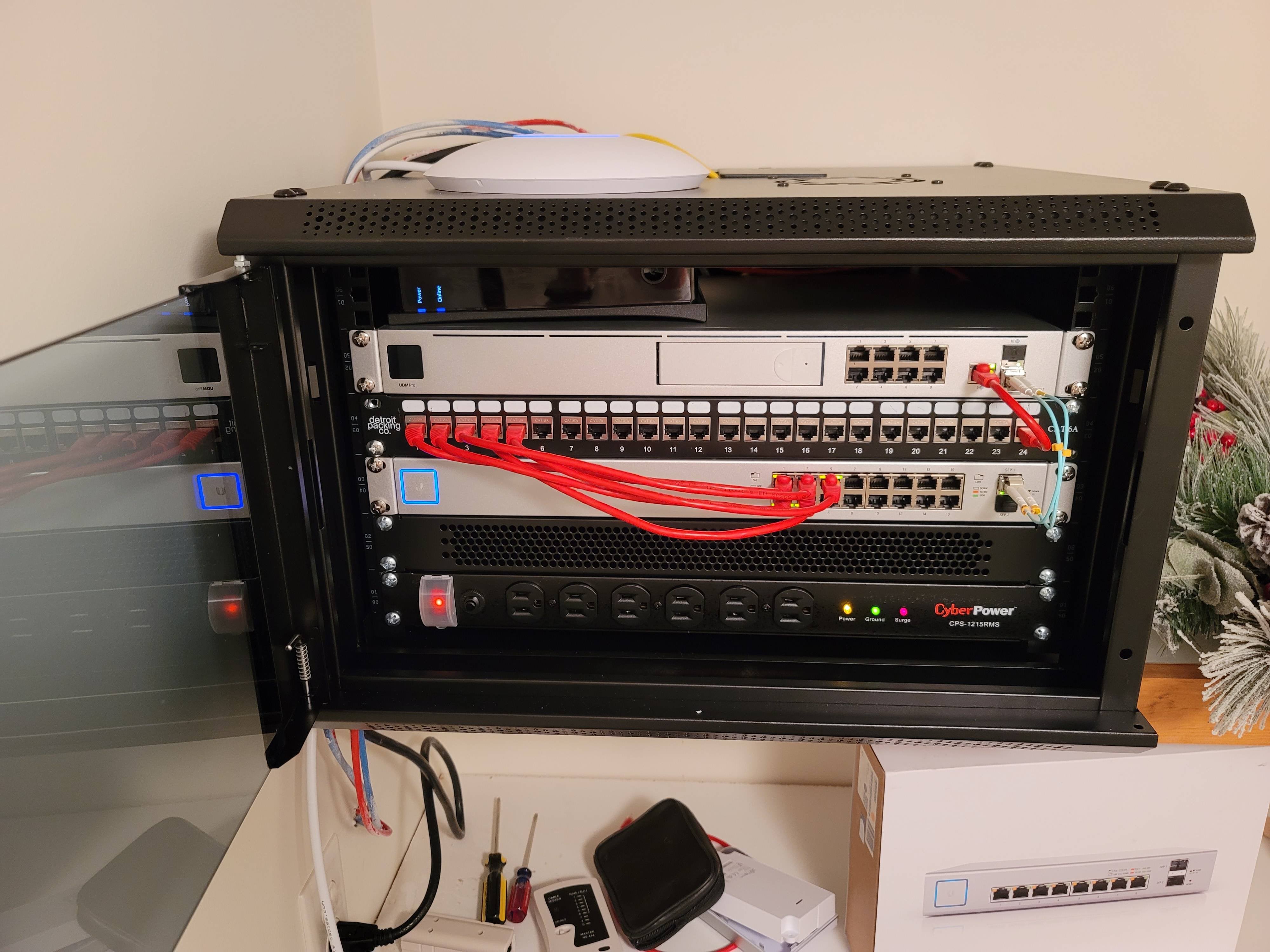 router rack