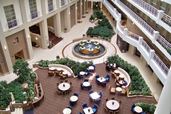 embassy suites by hilton alexandria old town