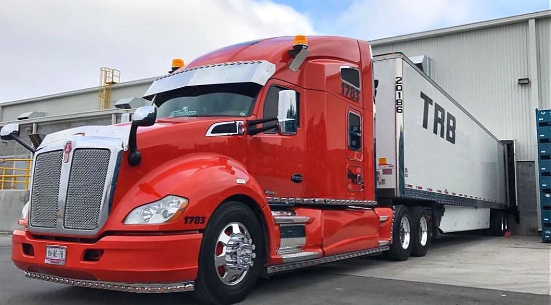 fotos de trailers kenworth t680