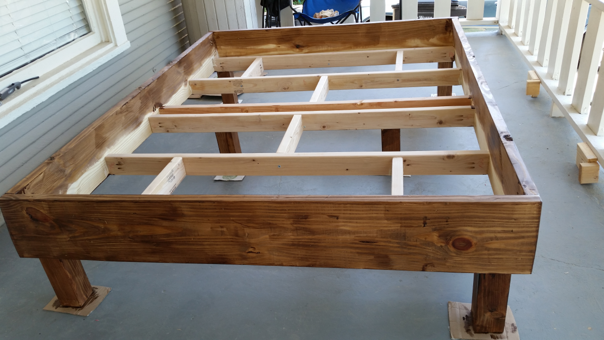 diy rustic bed frame