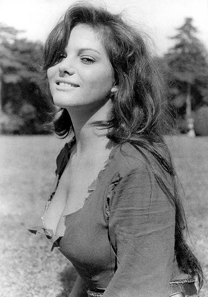 claudia cardinale sexy