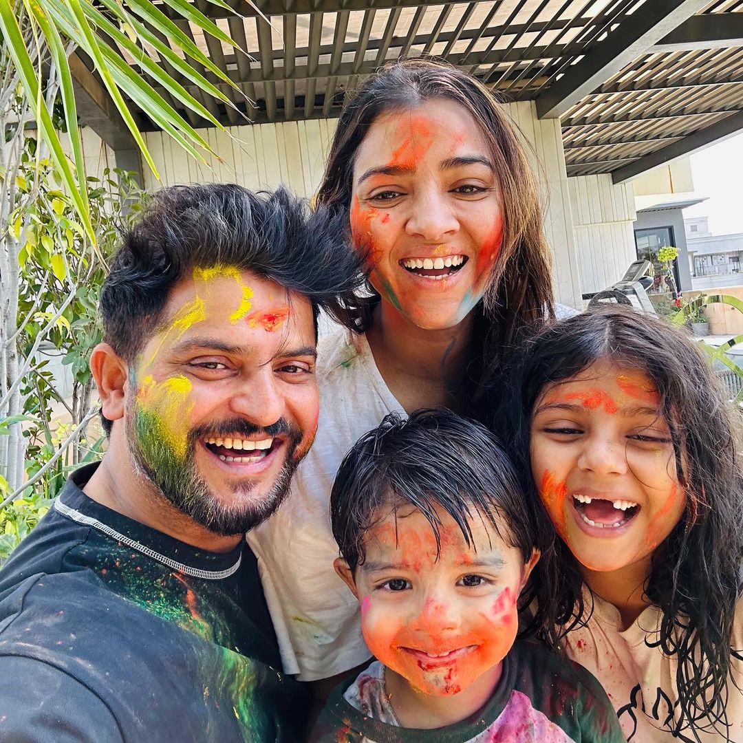 suresh raina family images