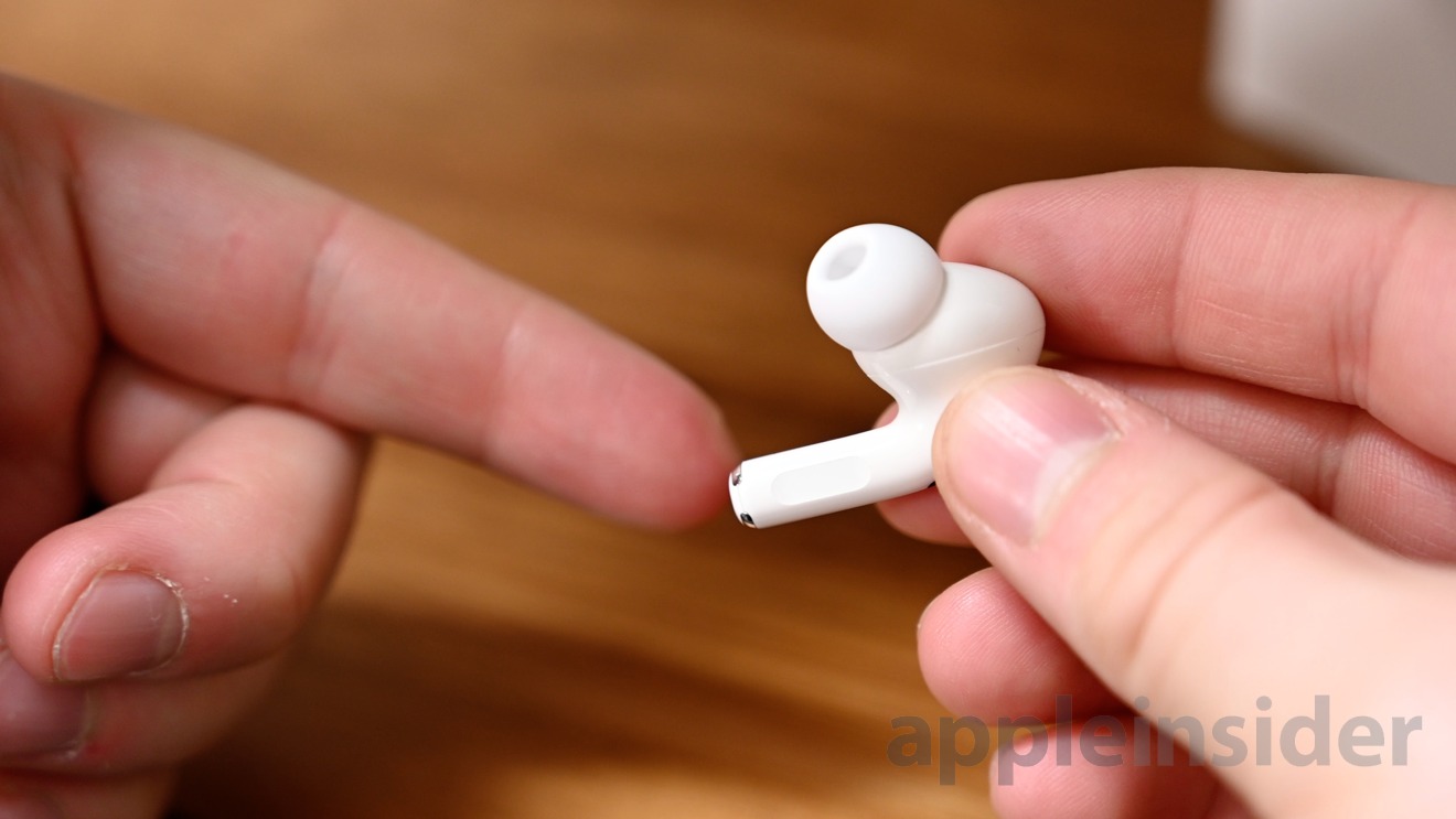 airpods pro microphone