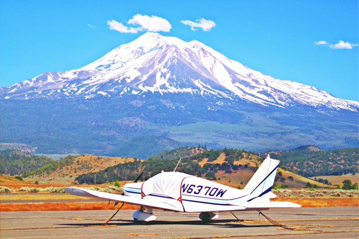 mt shasta airport