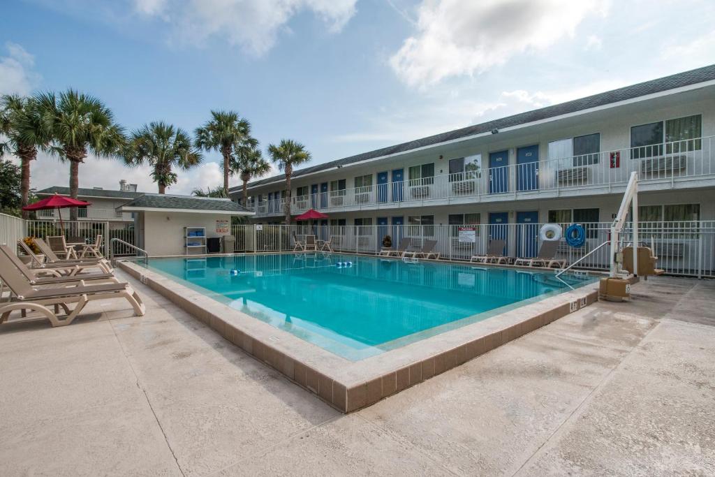 motel 6 kissimmee reviews