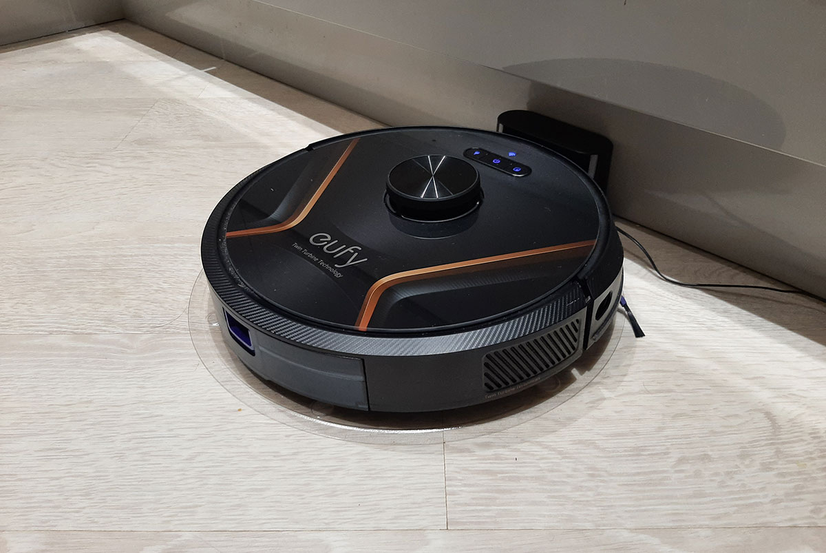 robovac x8 hybrid review