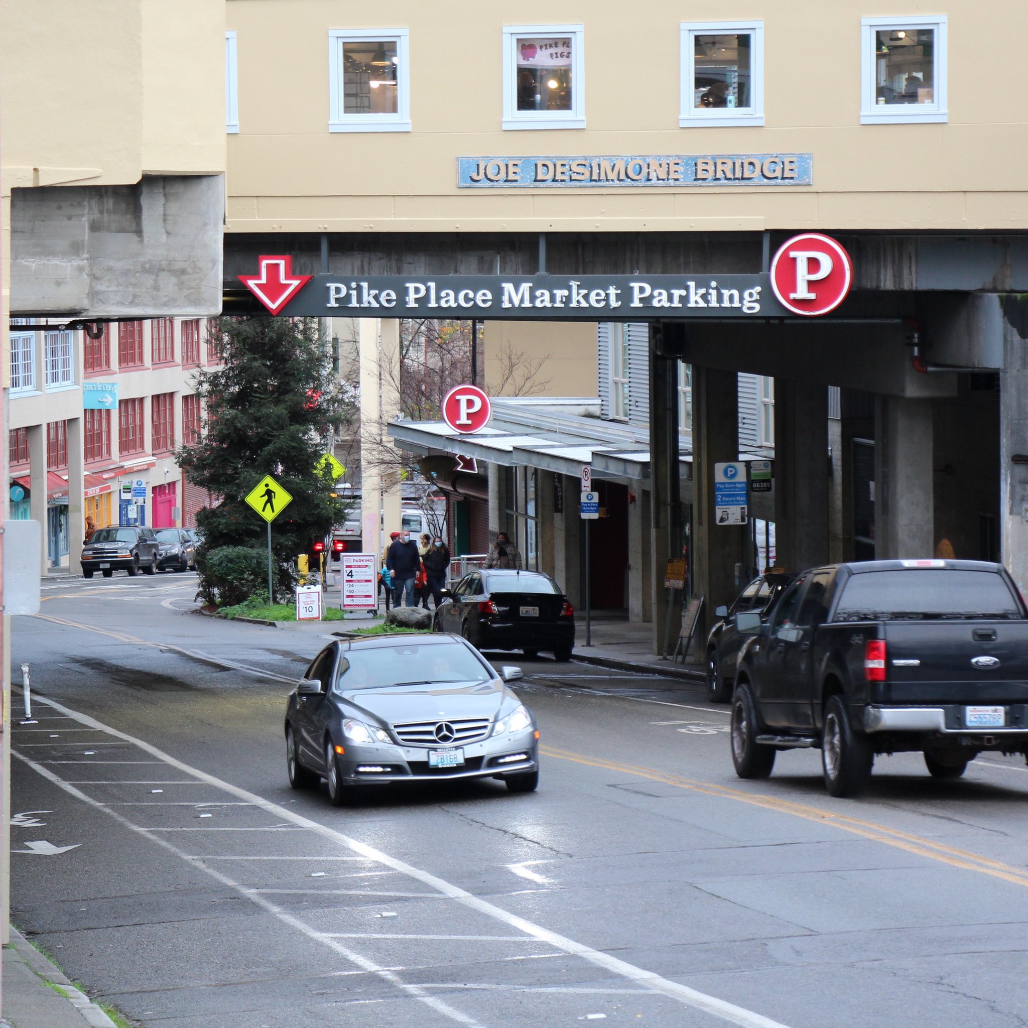 pike place market parking garage