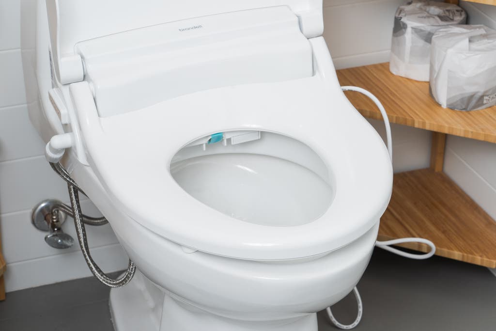 best bidet for round toilet