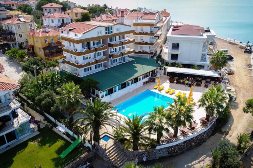 cunda panorama otel fiyat