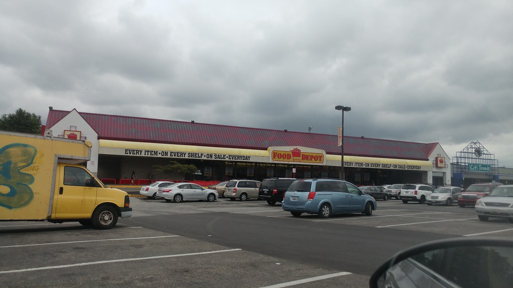 westside shopping center food depot