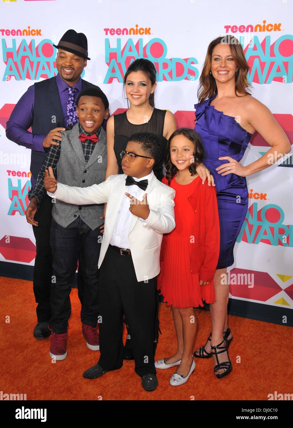 haunted hathaways actors