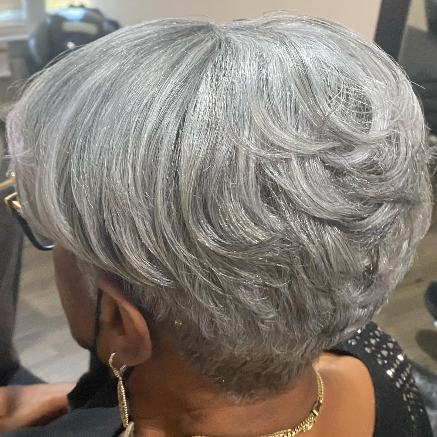 short hairstyles for over 70