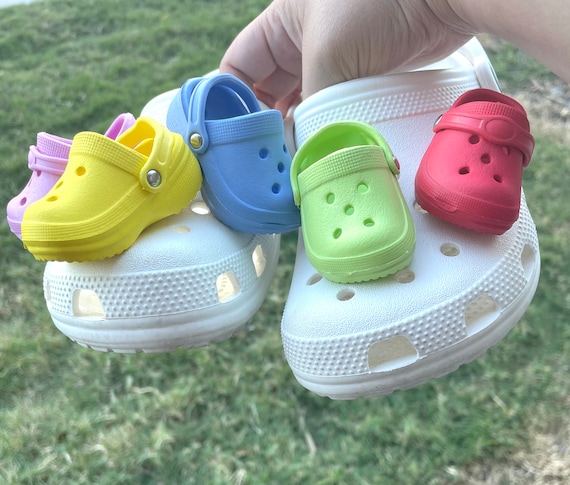 crocs charma