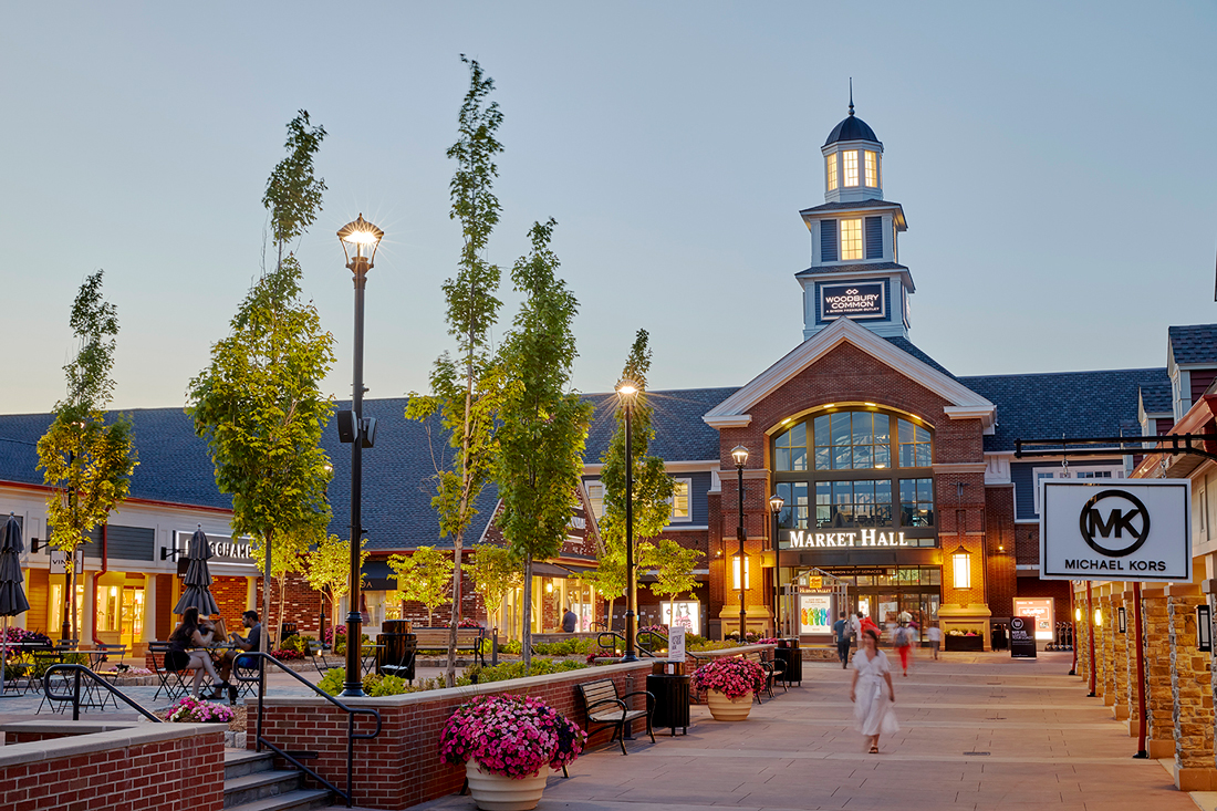 woodbury common premium outlets new york