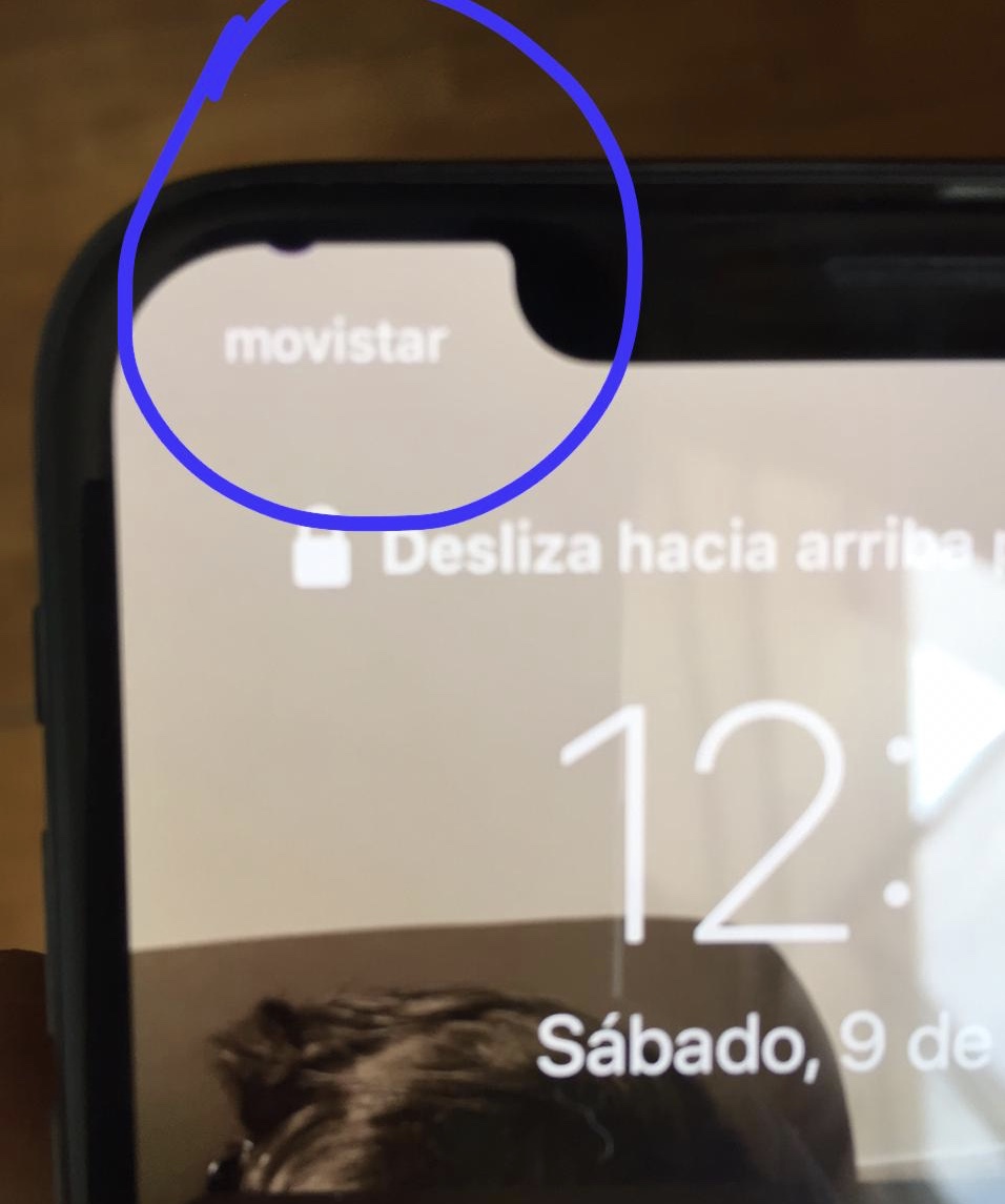 iphone x black spot on screen