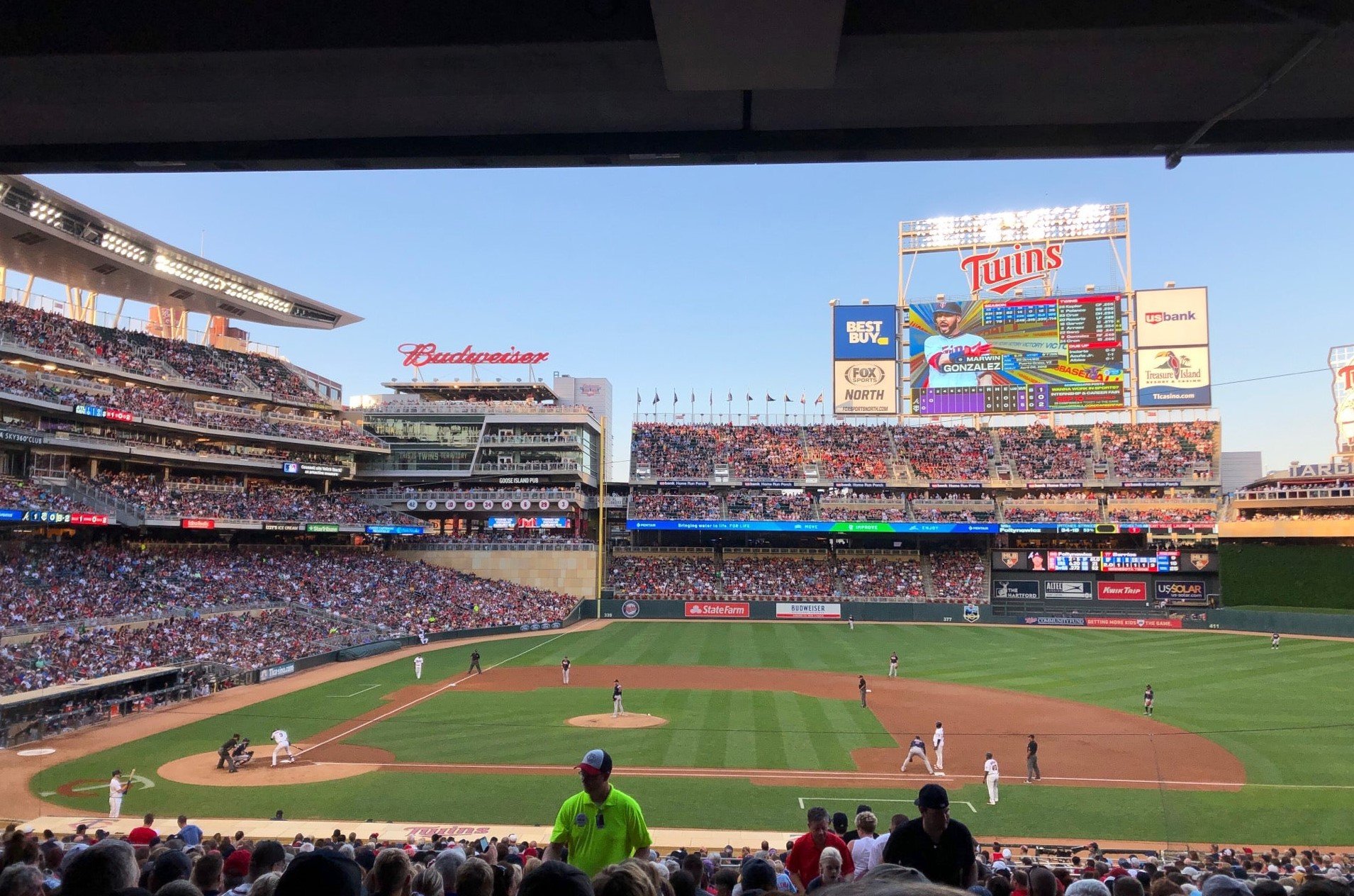 best seats at target field