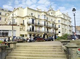 hotels near scarborough open air theatre