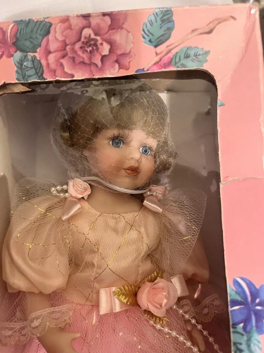 porcelain dolls collectibles