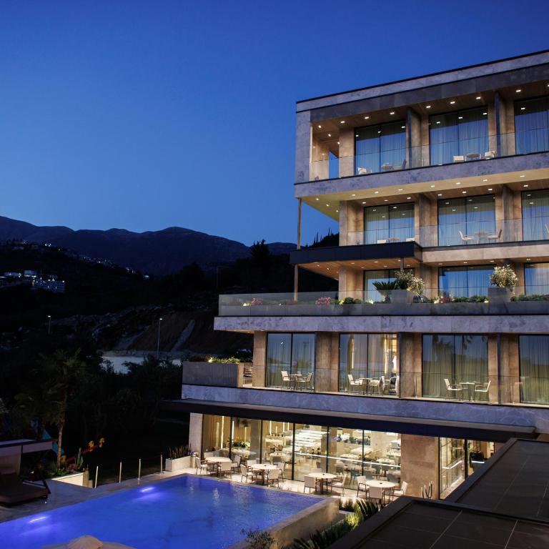 prado luxury hotel albania