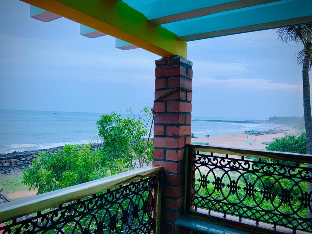 pondi beach resort