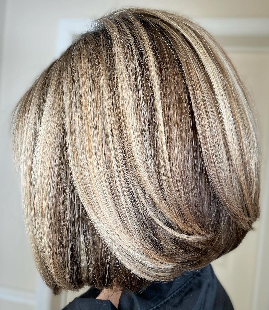 short hair highlighted