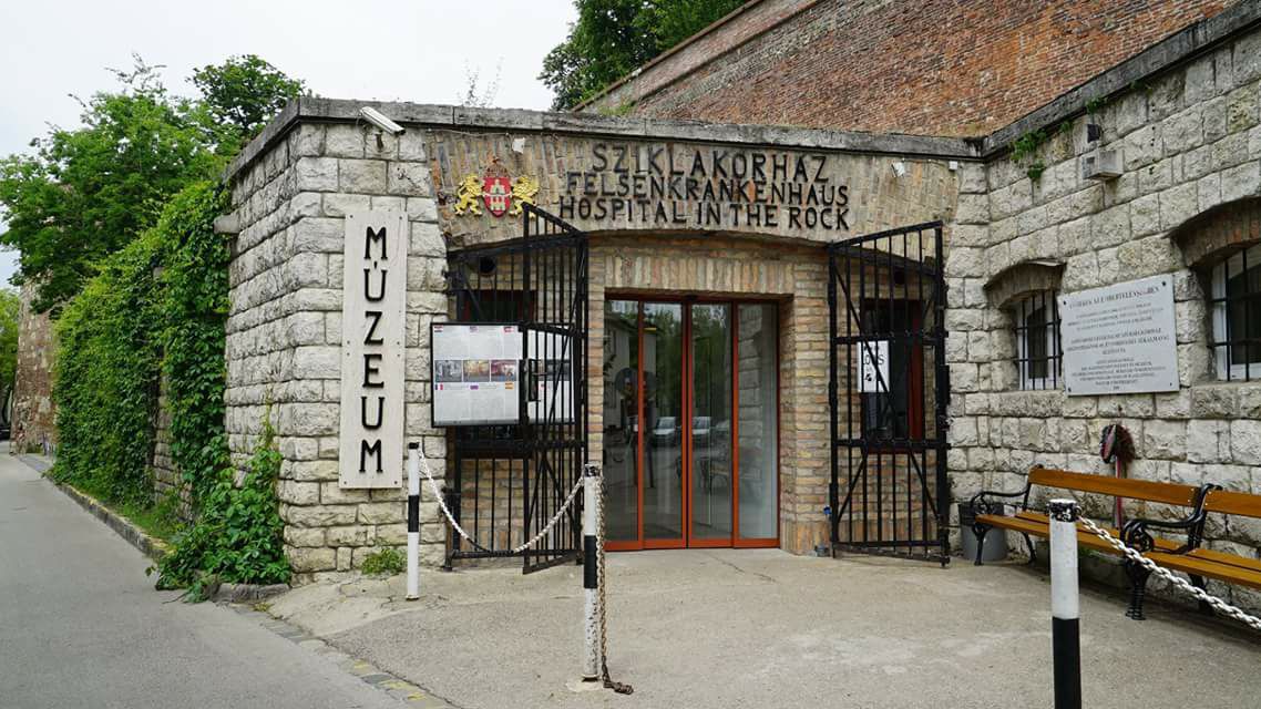 rock hospital museum budapest