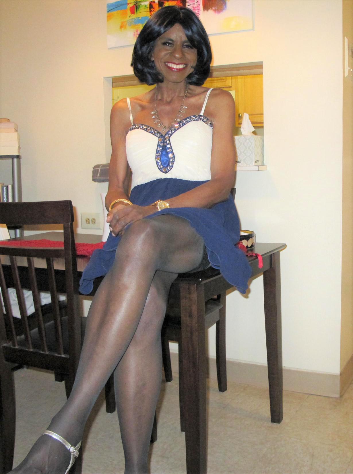 older women in pantyhose