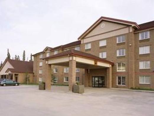 fort nelson hotels