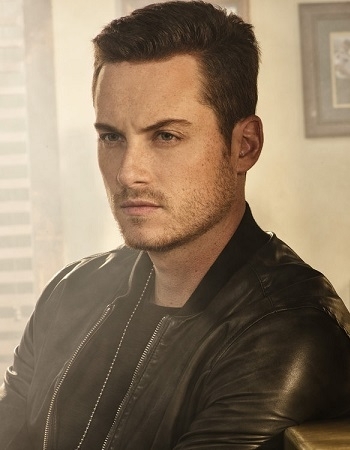 chicago pd jay halstead