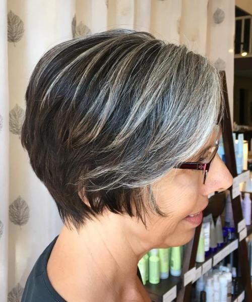 pixie short hair grey highlights