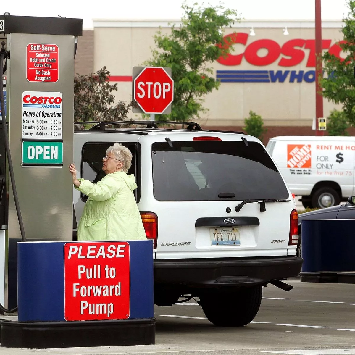 costco coventry petrol opening times