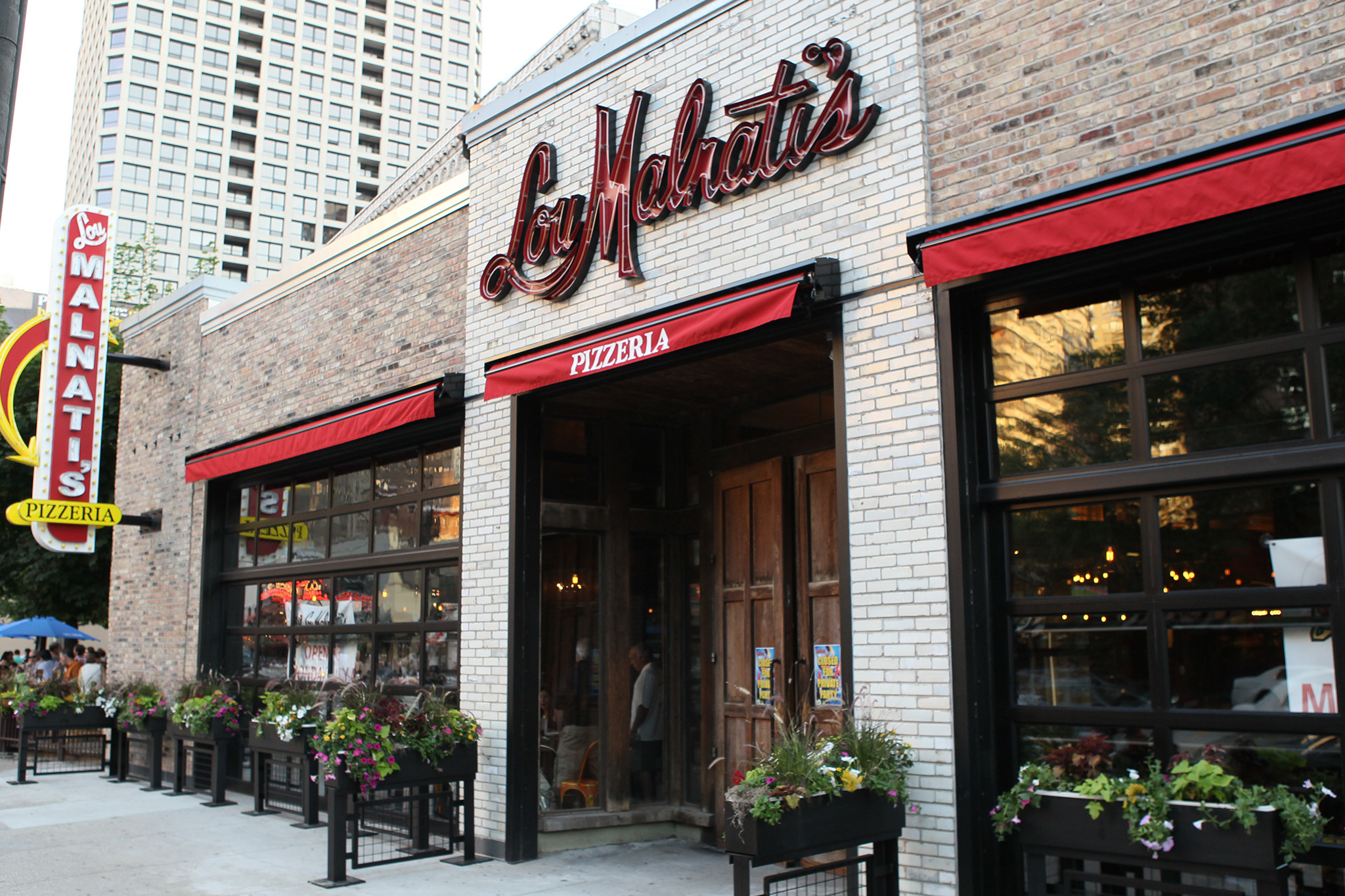 lou malnatis pizzeria