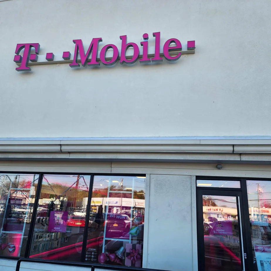 t-mobile office close to me