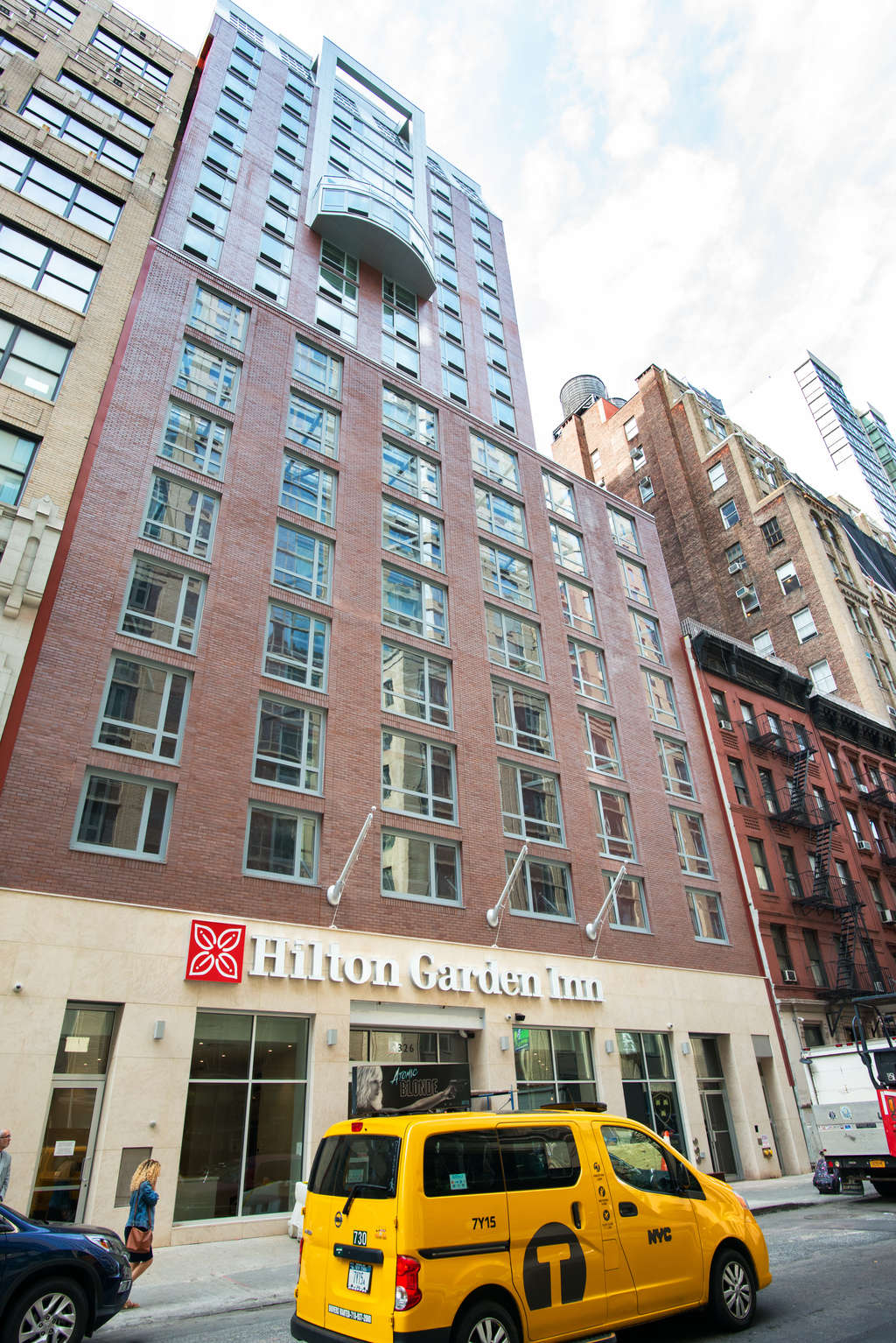 hilton garden inn new york times square south