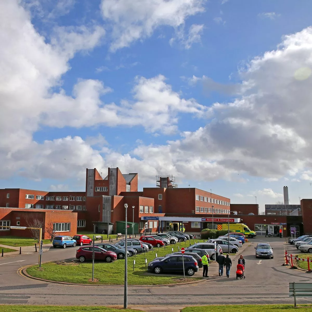 furness general hospital visiting times