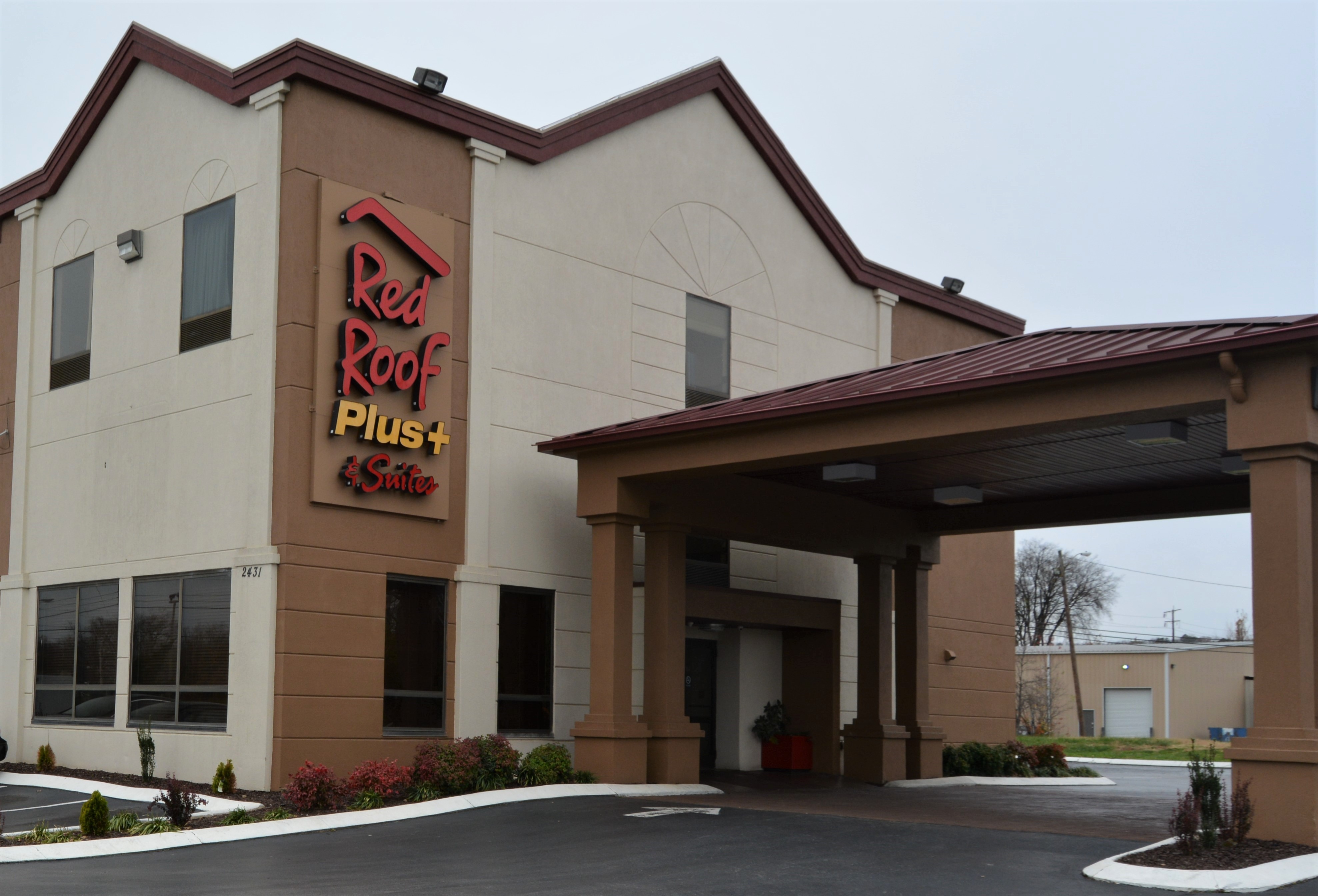 red roof inn plus