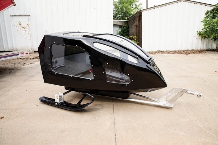 enclosed snowmobile sleigh