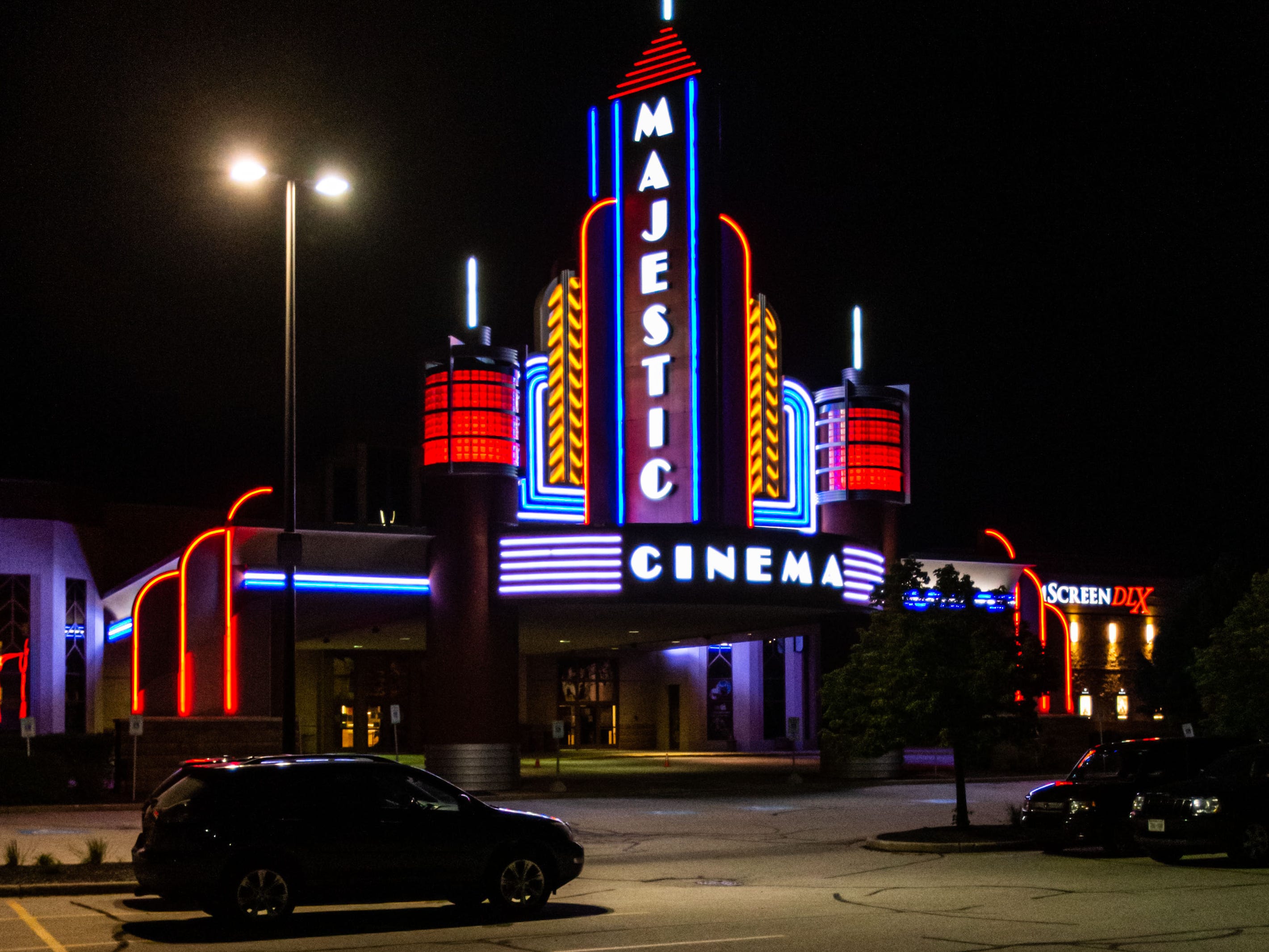 sheboygan marcus cinema showtimes