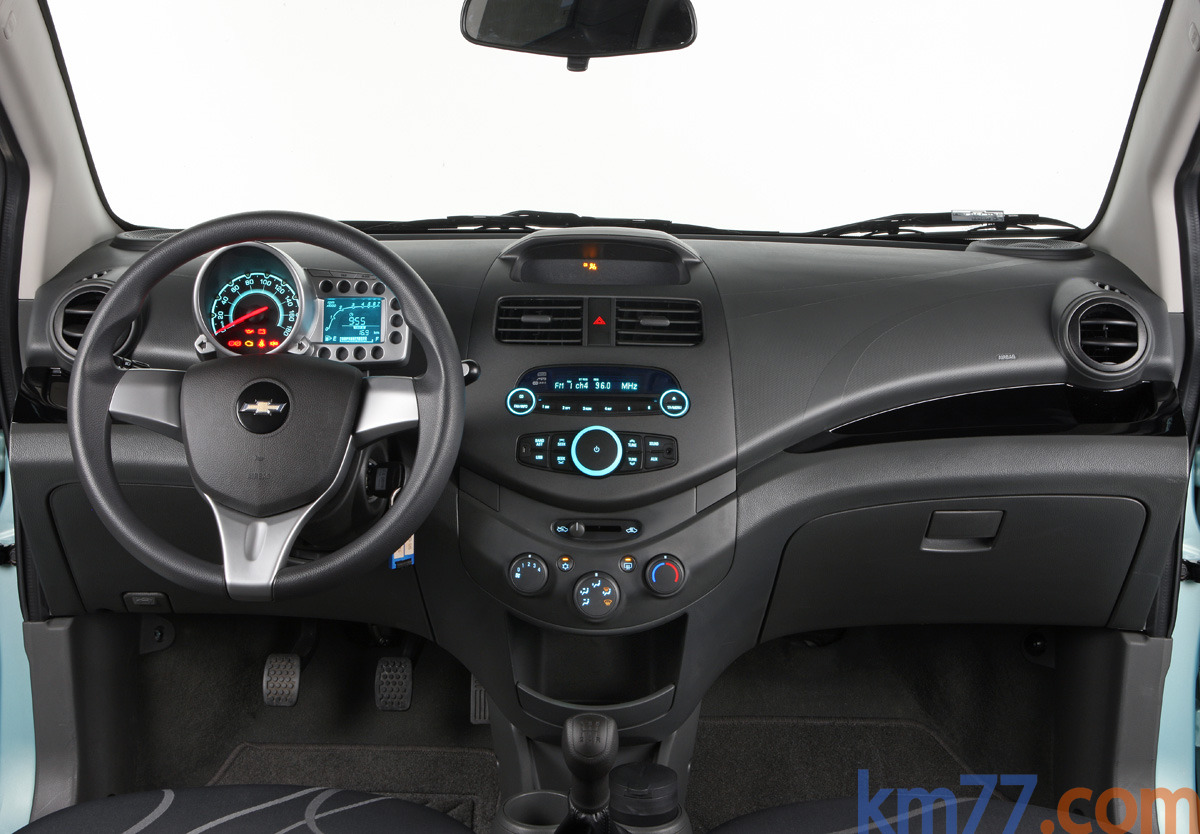 chevrolet spark interior 2010