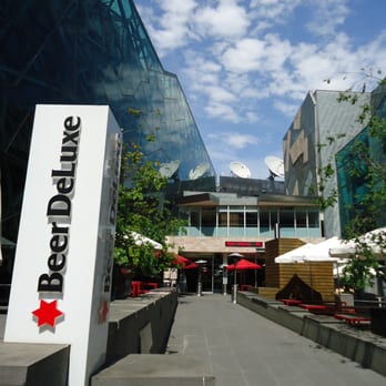 beer deluxe fed square reviews