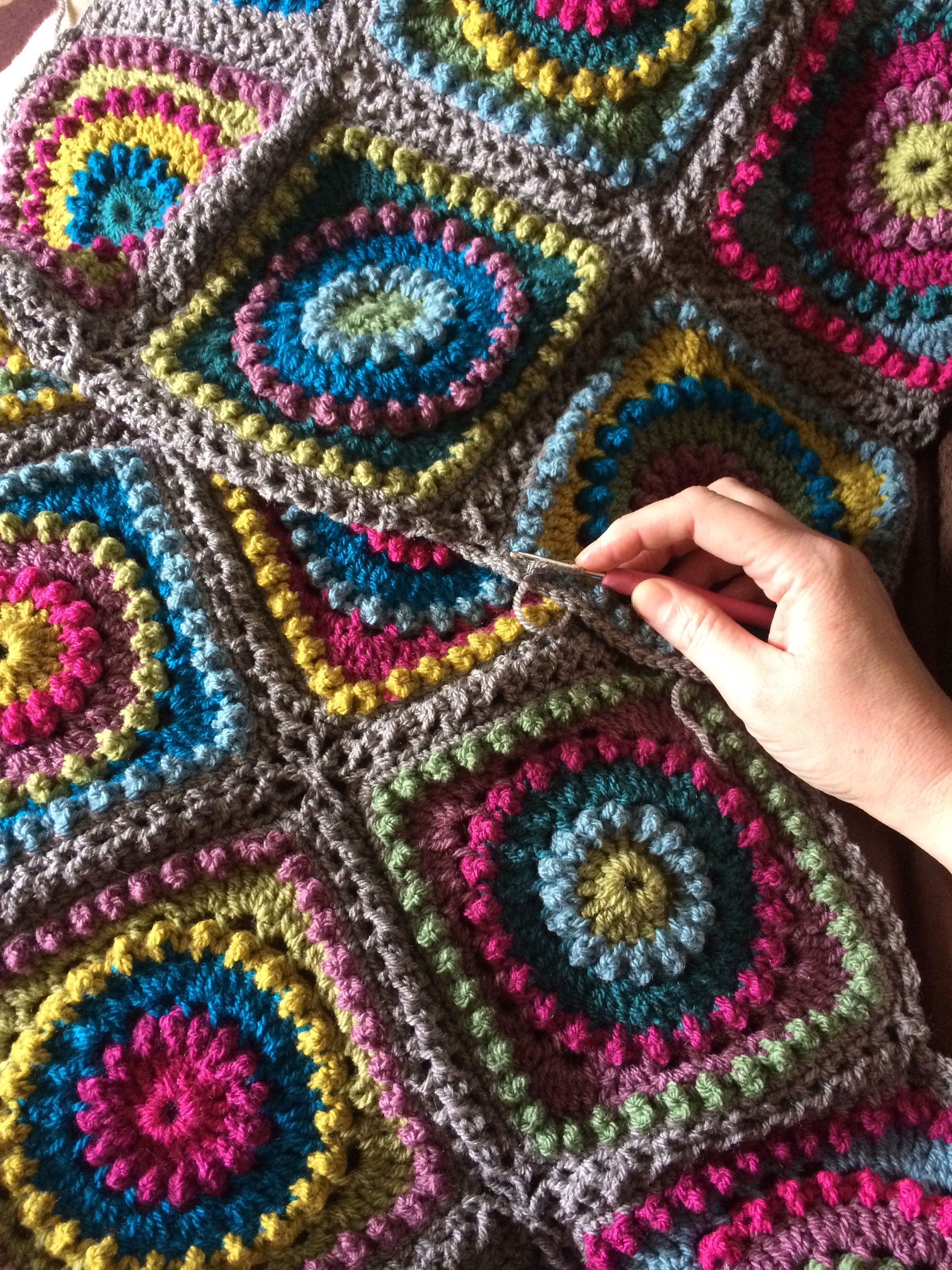 circle of friends crochet pattern