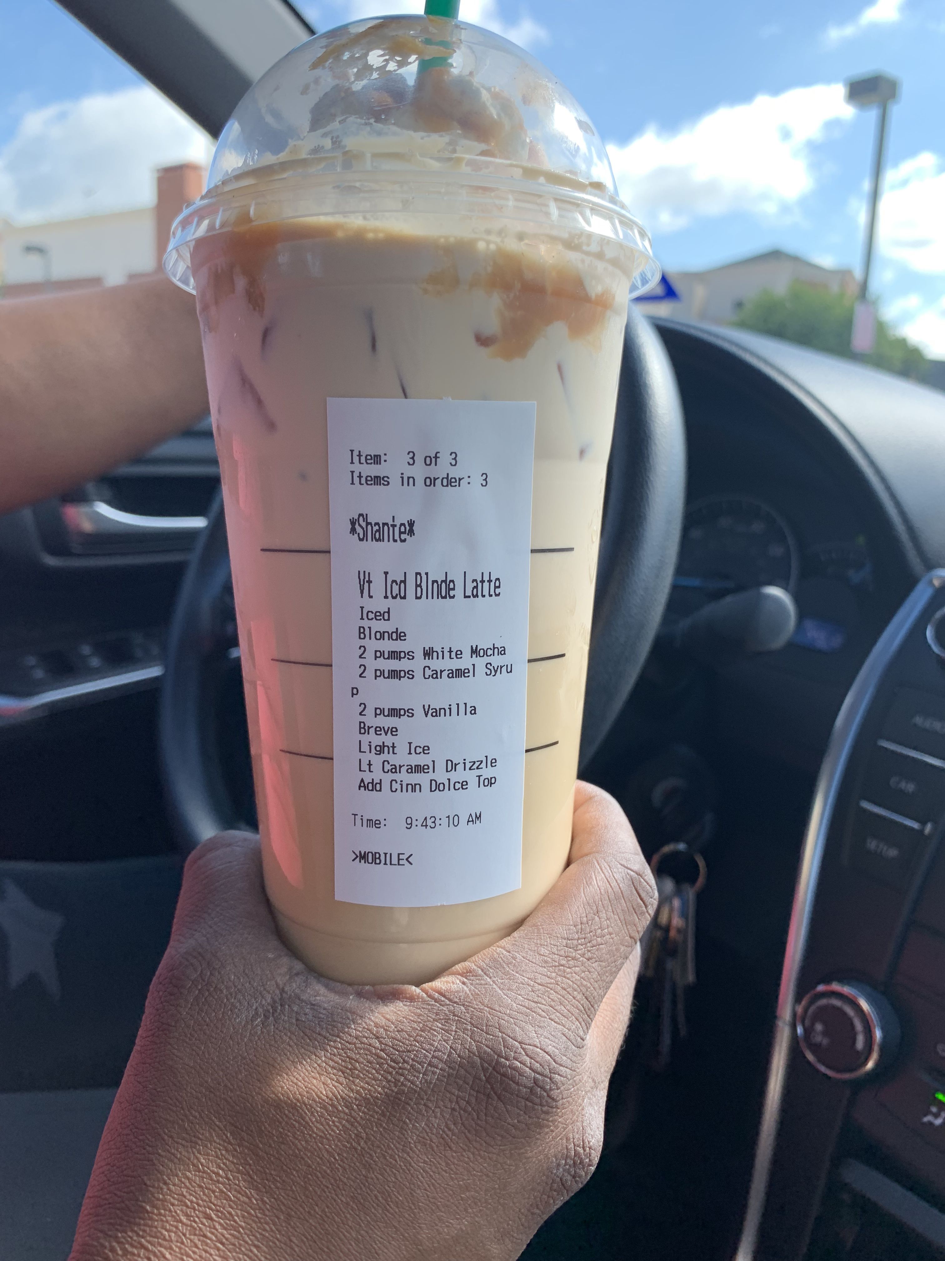 venti vanilla latte calories