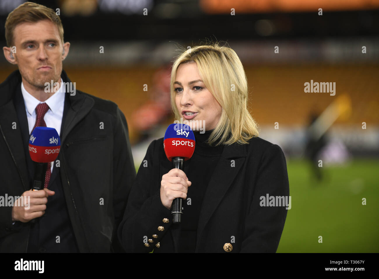 blonde sky sports reporter