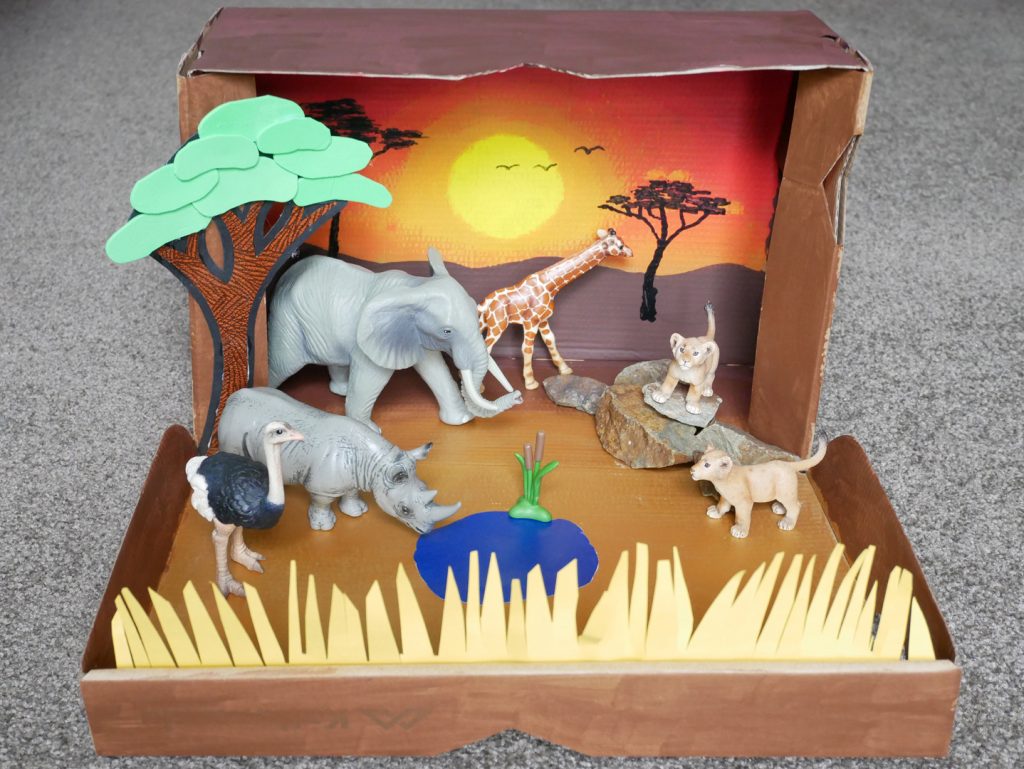 shoebox animal diorama