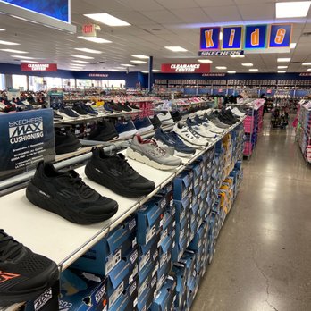 skechers warehouse outlet